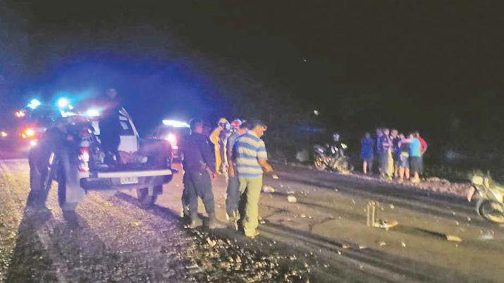 Viajaba como acompantildeante en una moto y murioacute en el acto tras un derrape