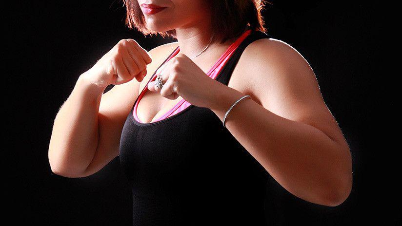 Luchadora de MMA le da una paliza a un acosador