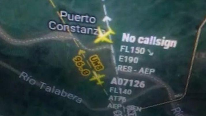 Dos aviones estuvieron a punto de chocar y el piloto le dijo inuacutetil a la operadora