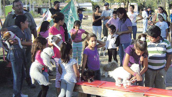 El 5 de mayo se festejaraacute el Diacutea del Animal en el Parque Aguirre