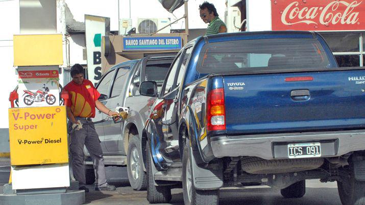 Anticipan que se viene una nueva suba de hasta 4-en-porciento- en el precio de los combustibles