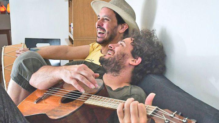 En el 25 de Mayo Raly y Aristimuntildeo empiezan su gira nacional