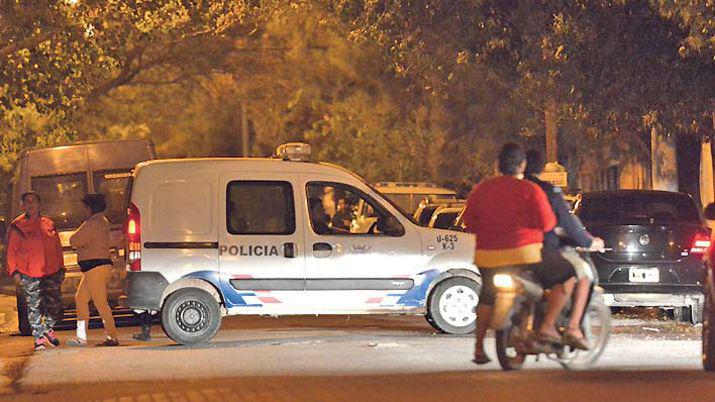 Intentaron asaltarlo y al resistirse le dispararon en la mano