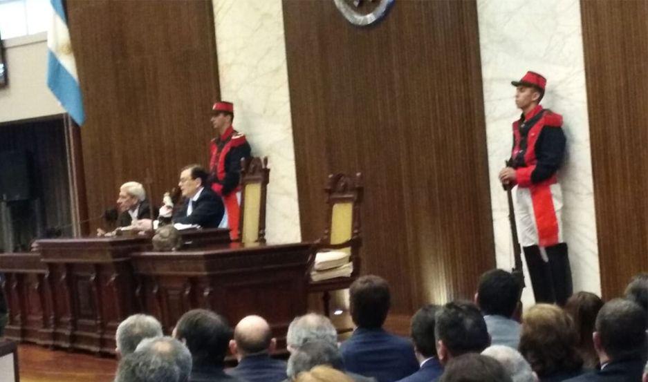 Por semana 1500 personas concurren gratis al Natatorio Oliacutempico