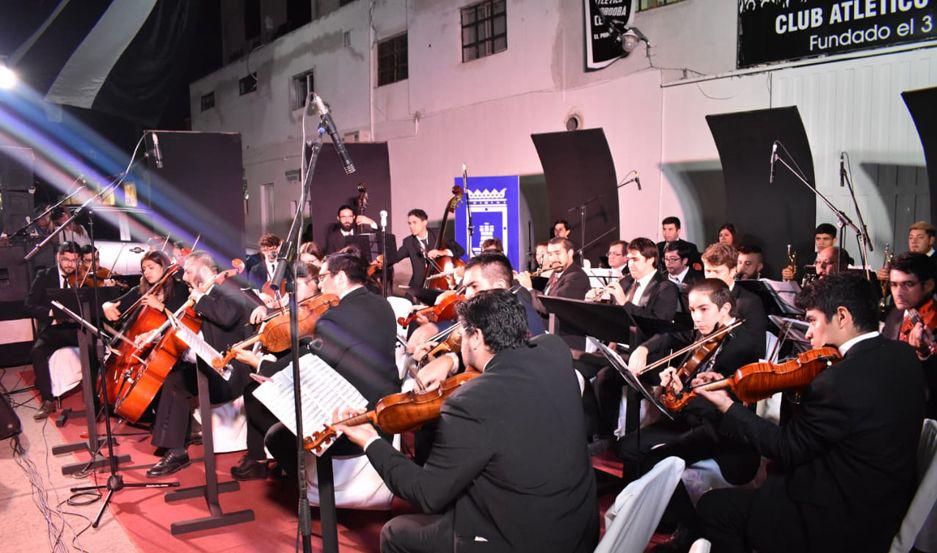 Comenzaron de manera formal los festejos por los 100 antildeos del Ferro