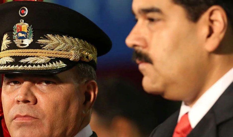 Maduro dijo que cuenta con la lealtad de todos los jefes militares del paiacutes