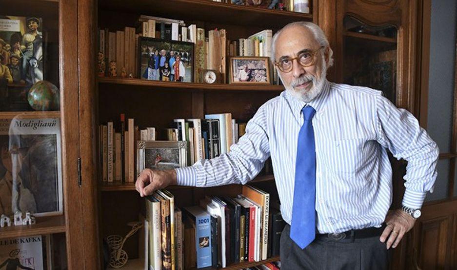 Santiago Kovadloff- Vamos hacia una eleccioacuten de caraacutecter apocaliacuteptico