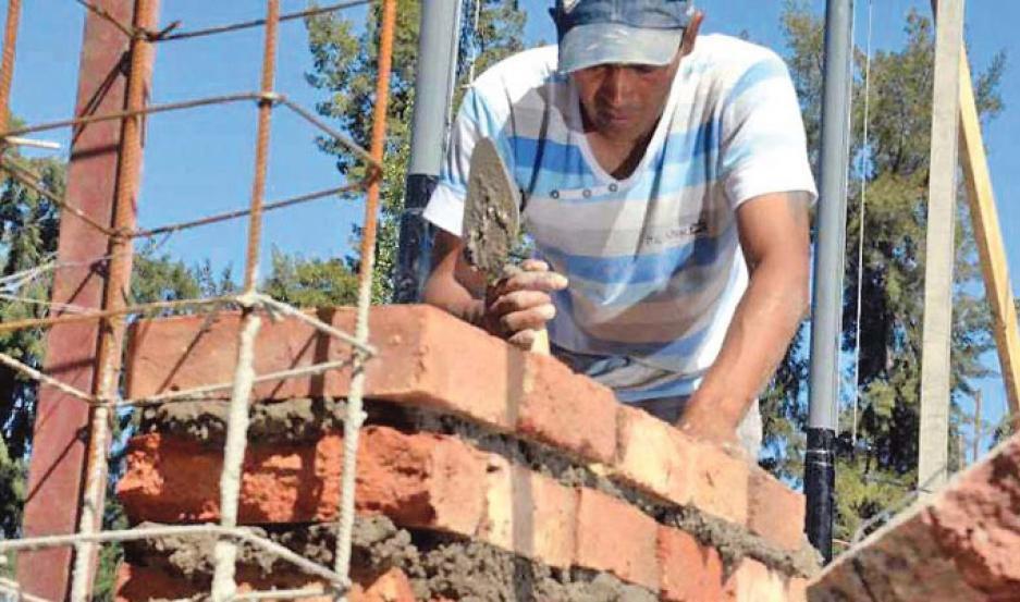 La industria bajó 134-en-porciento- en marzo y la construcción cayó 123-en-porciento-