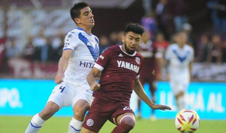 EN VIVO  Veacutelez y Lanuacutes definen la serie en Liniers