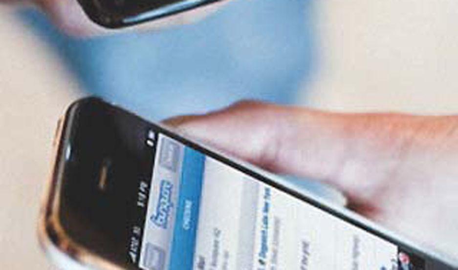 En junio llega un nuevo incremento en la telefoniacutea celular de 15-en-porciento- promedio