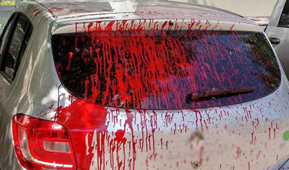 Profesora despechada amenazoacute y causoacute dantildeos en el automoacutevil de un abogado