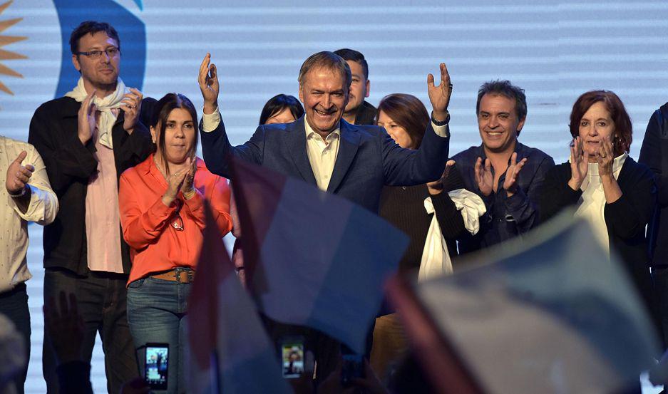 Schiaretti se impuso con maacutes del 54-en-porciento- de los votos