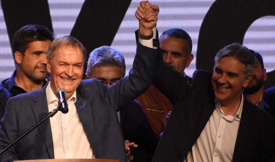 Amplio triunfo de Juan Schiaretti quien logroacute la reeleccioacuten como gobernador de Coacuterdoba