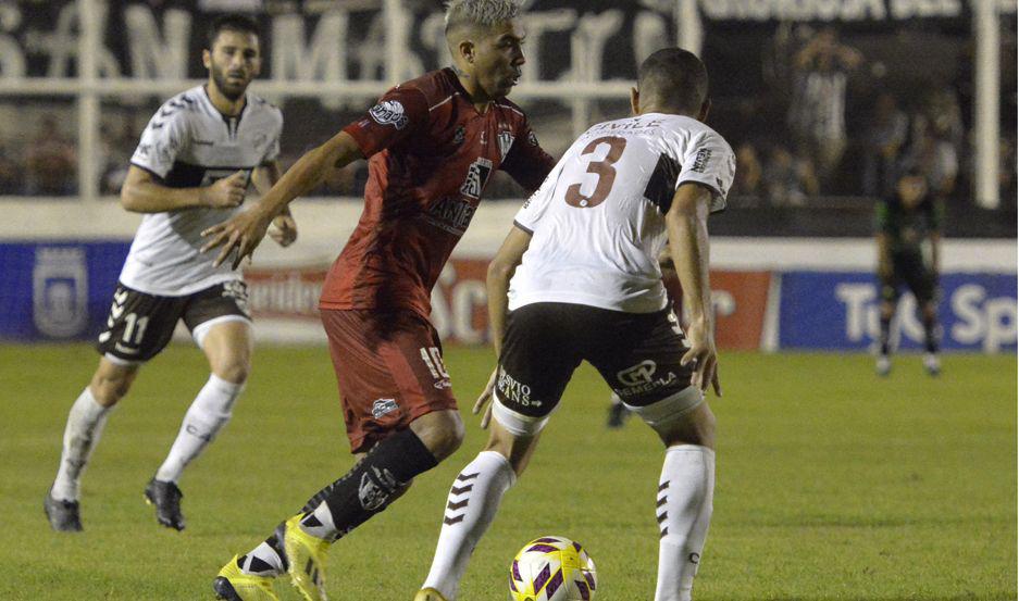 El duelo entre Central Coacuterdoba y Almagro ya tiene fecha