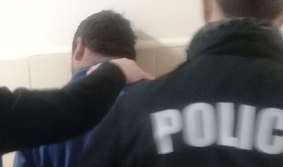 Nintildeo se fue a jugar sin permiso y su padre armoacute un violento escaacutendalo