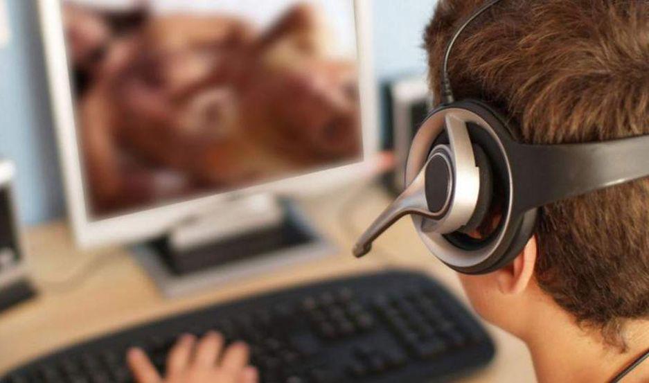 Le descubrieron maacutes de 86 mil fotos y 800 videos de porno infantil y terminoacute detenido