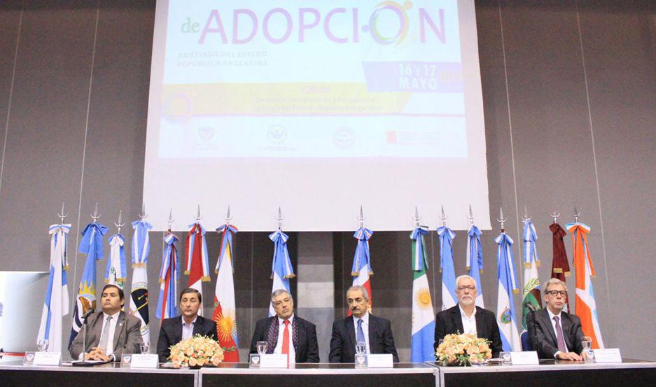 En Santiago se debate sobre adopcioacuten en las jornadas nacionales