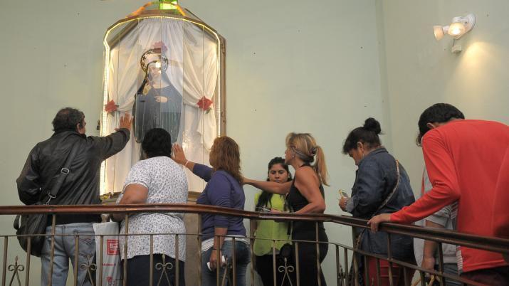 Invitan a participar de una procesioacuten vehicular en honor a Santa Rita