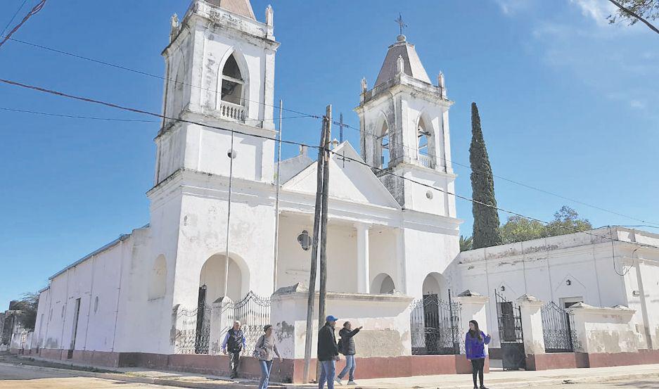 El origen de la parroquia y el milagro del padre Joseacute Benaviacutedez