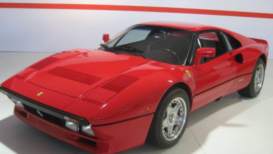 El insoacutelito robo de una Ferrari valuada en maacutes de dos millones de doacutelares