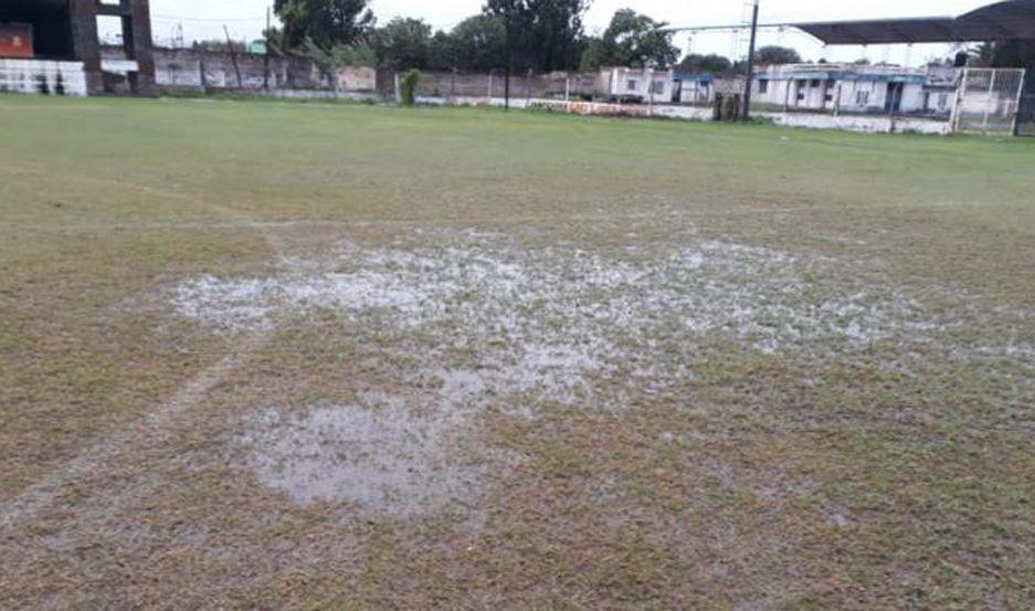 Por la lluvia no se jugoacute Sarmiento vs Central
