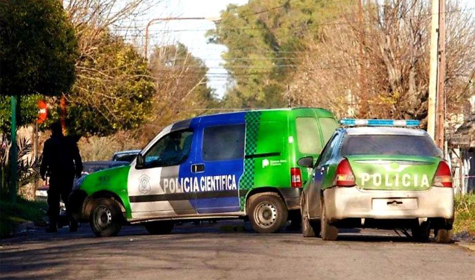 Horror- matan a mujer y a su hija de dos antildeos con un martillo
