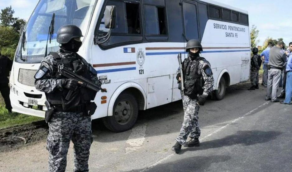 Imputaron a seis agentes penitenciarios por la fuga de presos en la autopista