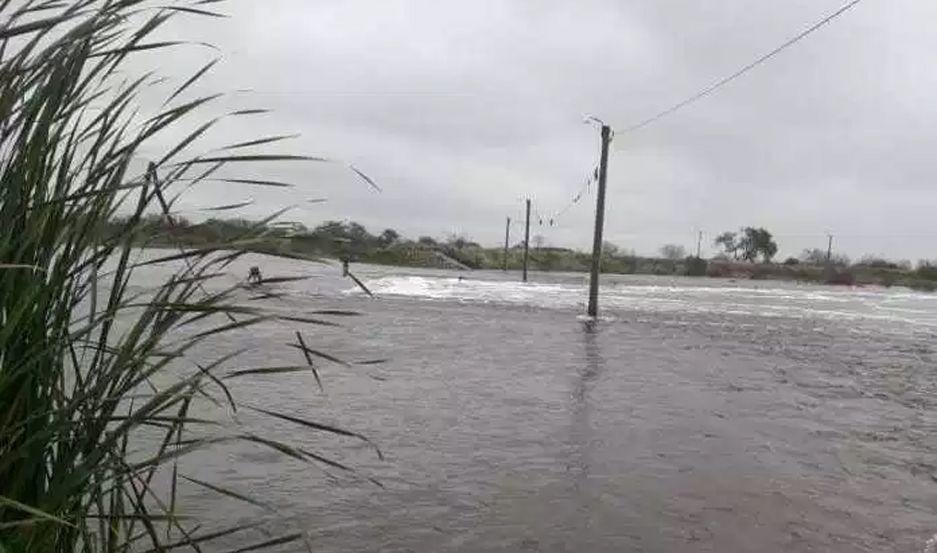 VIDEO La crecida del Riacuteo Salado inundoacute algunas zonas de Santa Fe