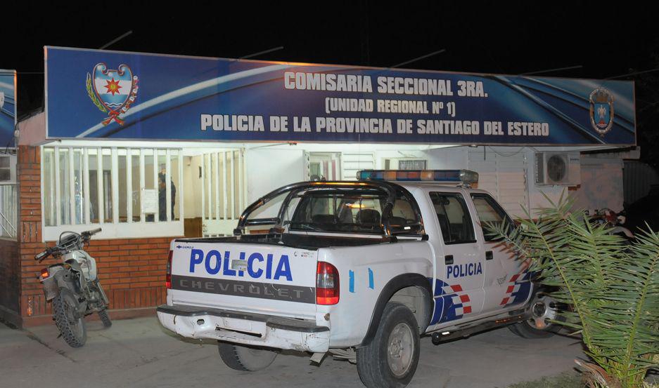 Remisero fue asaltado y amenazado de muerte con un cuchillo por un ladroacuten