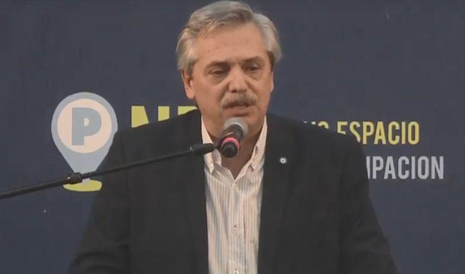 Alberto Fernaacutendez- Sacaremos a nuestros hermanos de la pobreza