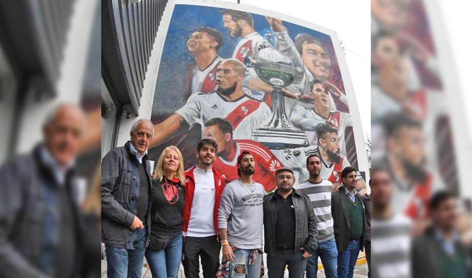 River Plate celebroacute sus 118 antildeos con un mural