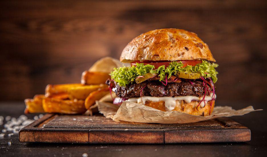 Por queacute se celebra este martes el Diacutea de la Hamburguesa