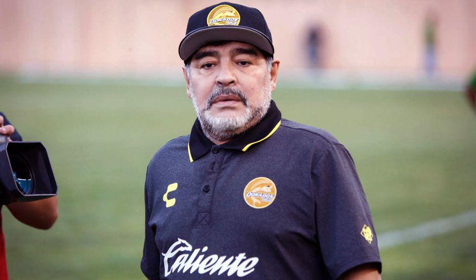 Maradona podriacutea ser el proacuteximo DT de Defensa y Justicia
