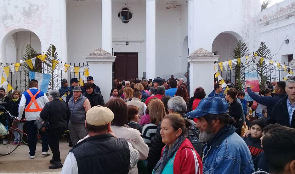 Cientos de devotos ya copan la Villa Mailiacuten