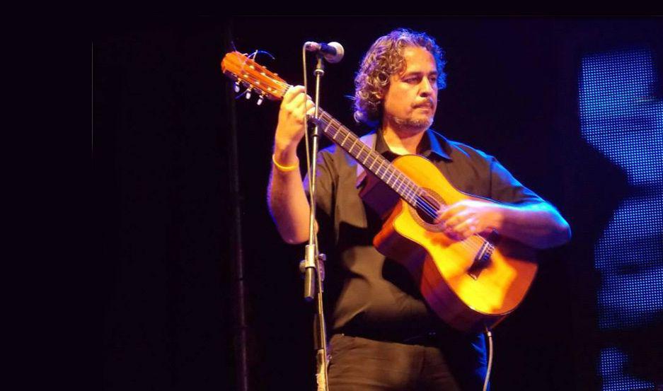 Martín El Zurdo López ofrecer� un concierto exclusivo esta noche en Encuentros Bar de La Banda