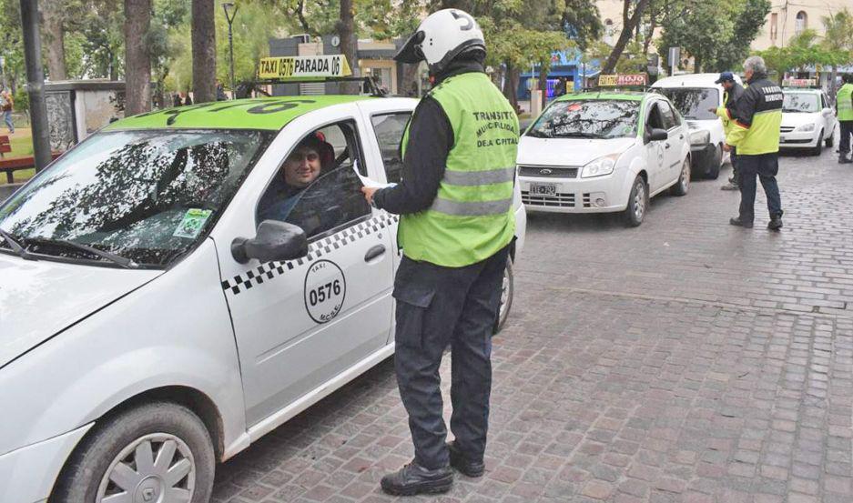 Secuestran varios vehiacuteculos durante operativos de traacutensito