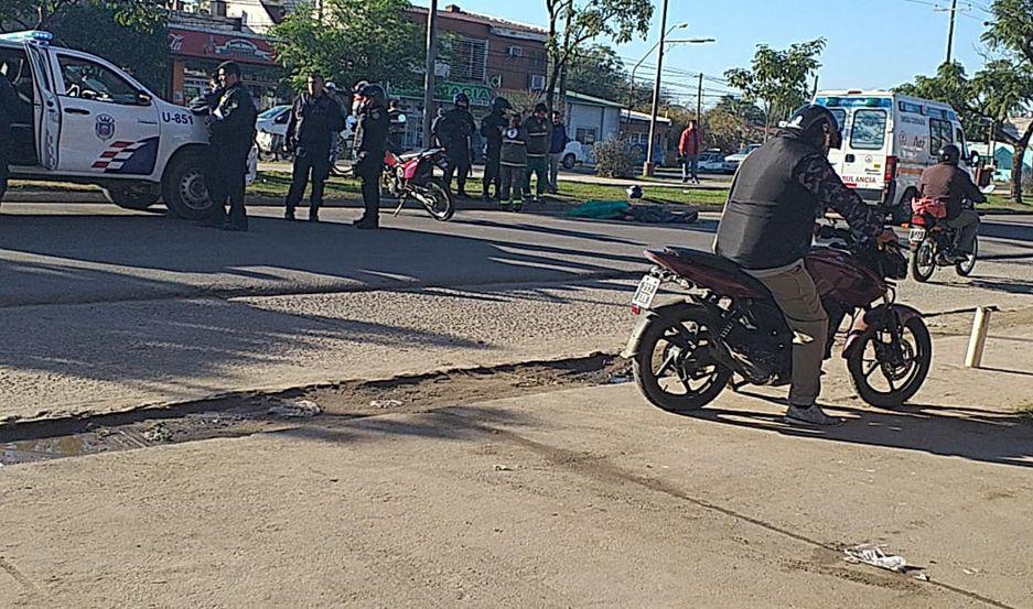 Un joven murioacute al perder el control de su motocicleta y derrapar