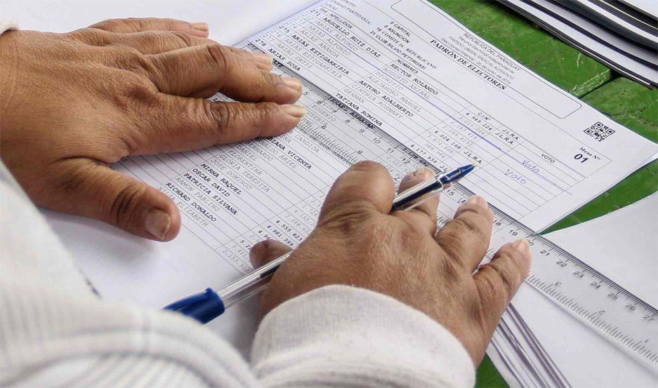 Incorporan al padroacuten a un milloacuten y medio de nuevos electores