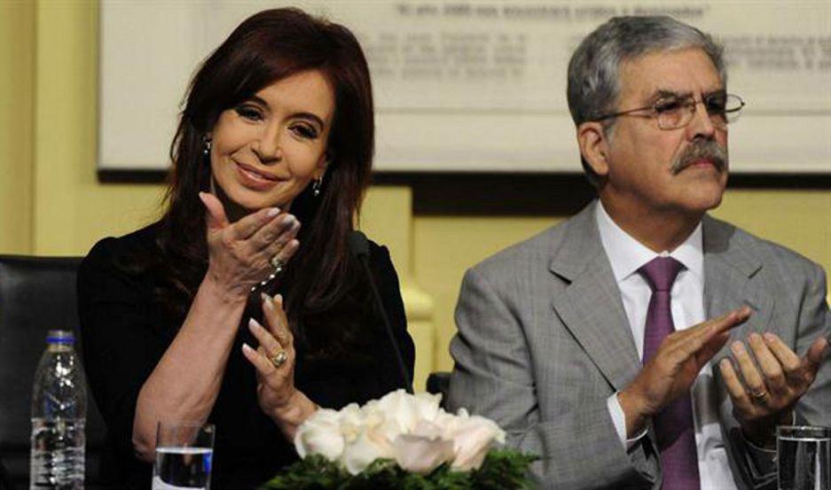 Cristina Kirchner y maacutes de cien empresarios procesados por la cartelizacioacuten de la obra puacuteblica