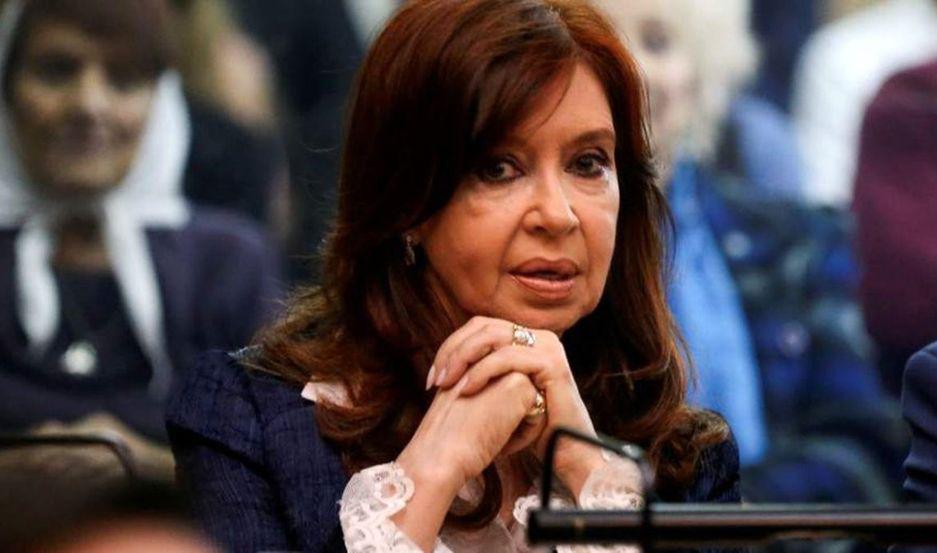 Cristina Kirchner pidioacute autorizacioacuten para viajar a Cuba