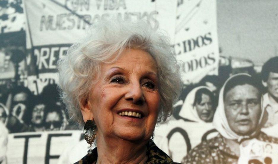 Abuelas de Plaza de Mayo anuncioacute la recuperacioacuten del nieto 130