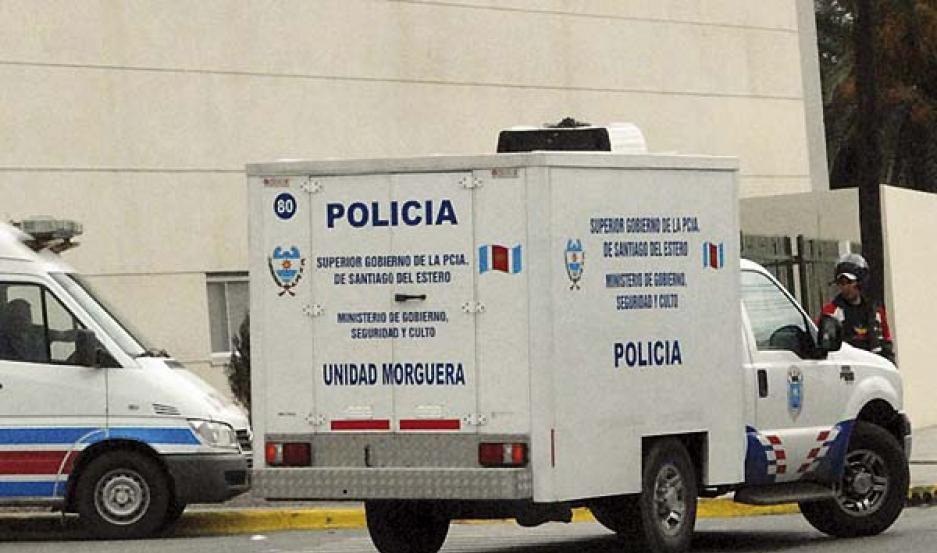 Una mujer que esperaba en la terminal se descompensoacute y murioacute