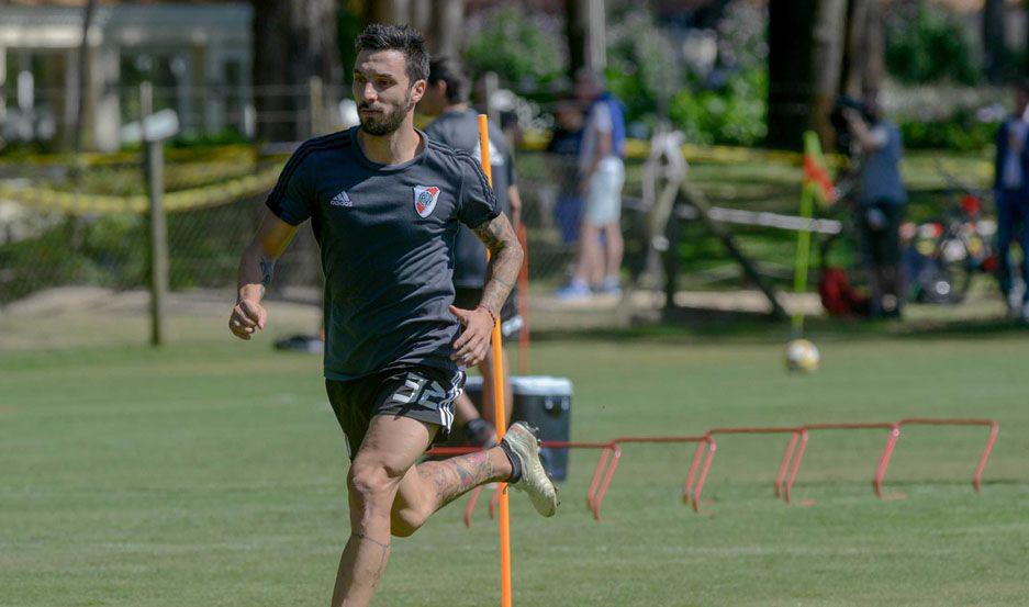 Scocco comenzoacute a entrenarse una semana antes que el resto