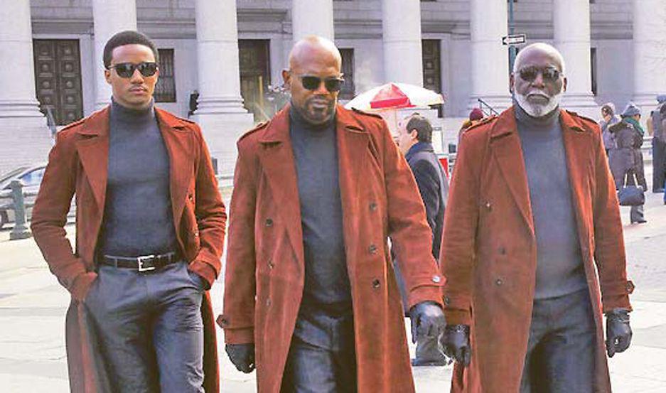 Samuel L Jackson combina tiros y humor