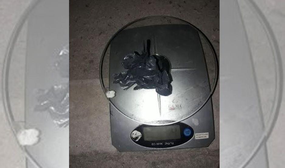 Demoran en el Misky Mayu a un joven con bagullos de marihuana