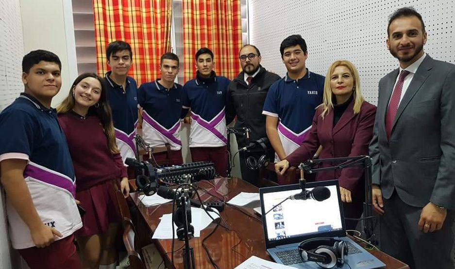 El colegio secundario Mariano Moreno inauguroacute su radio institucional