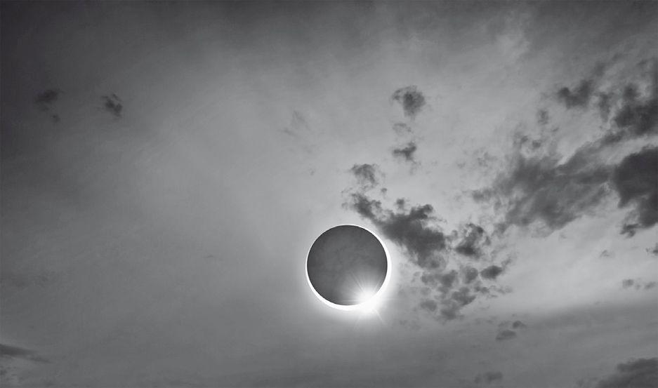 Coacutemo seraacute el gran eclipse solar total que se veraacute en la Argentina