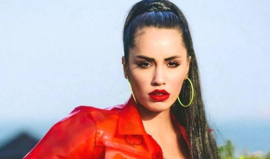 ldquoSiempre sexy nunca lsquoinsexyrsquordquo- la foto hot de Lali Espoacutesito