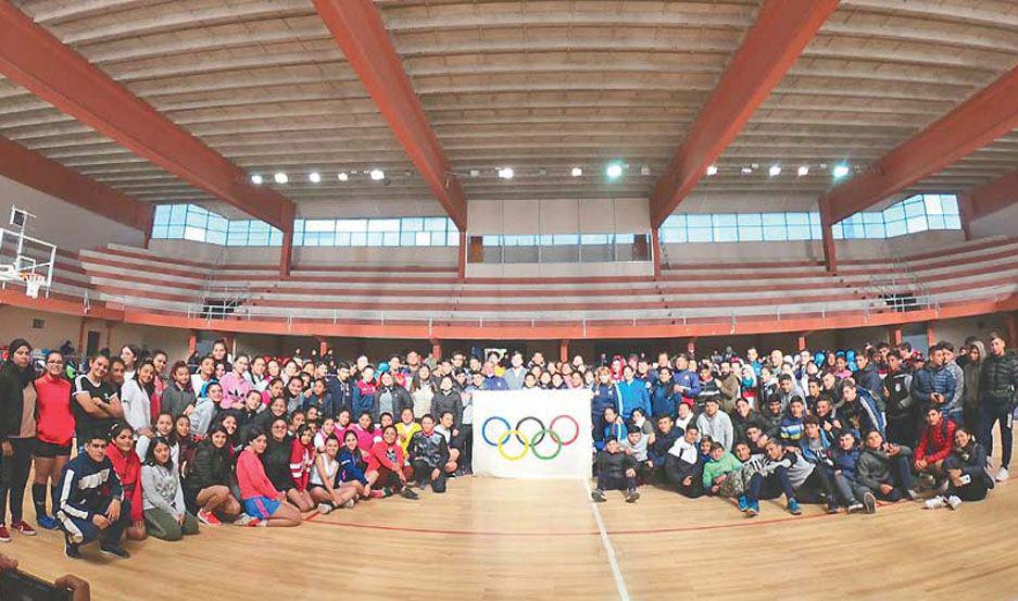 Jorge Mukdise inauguroacute los Judepro en el polideportivo municipal termense
