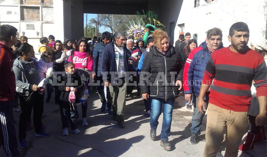 Con mucho dolor y exigiendo justicia despidieron a Silvia Maldonado